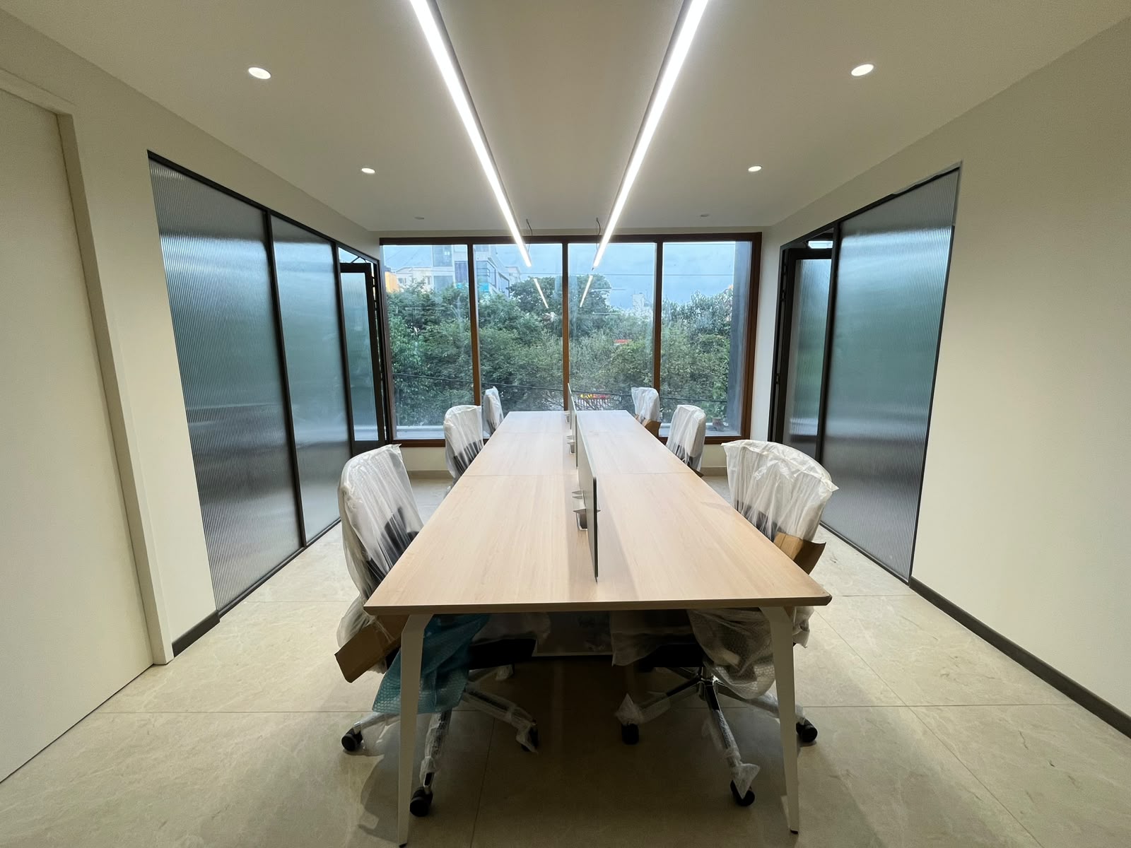 Office interior project by Pravasth